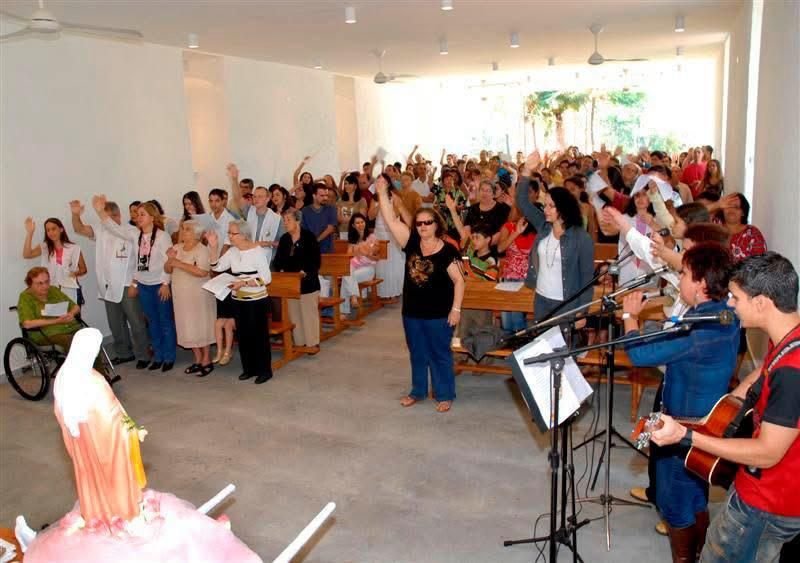 Celebração com a comunidade.